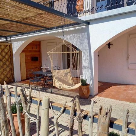 Les Flo Location Apartment Aigues-Mortes Ngoại thất bức ảnh