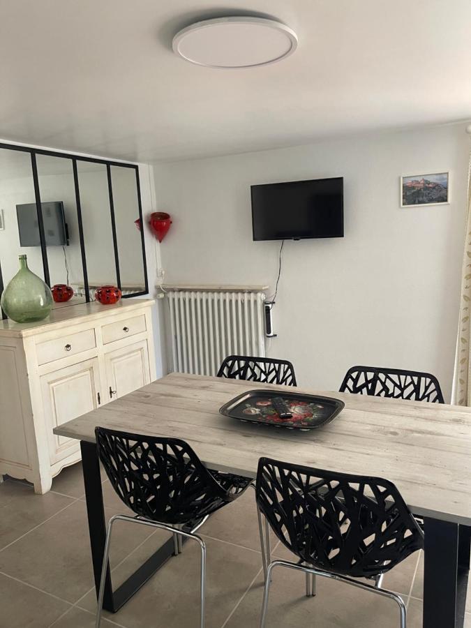 Les Flo Location Apartment Aigues-Mortes Ngoại thất bức ảnh