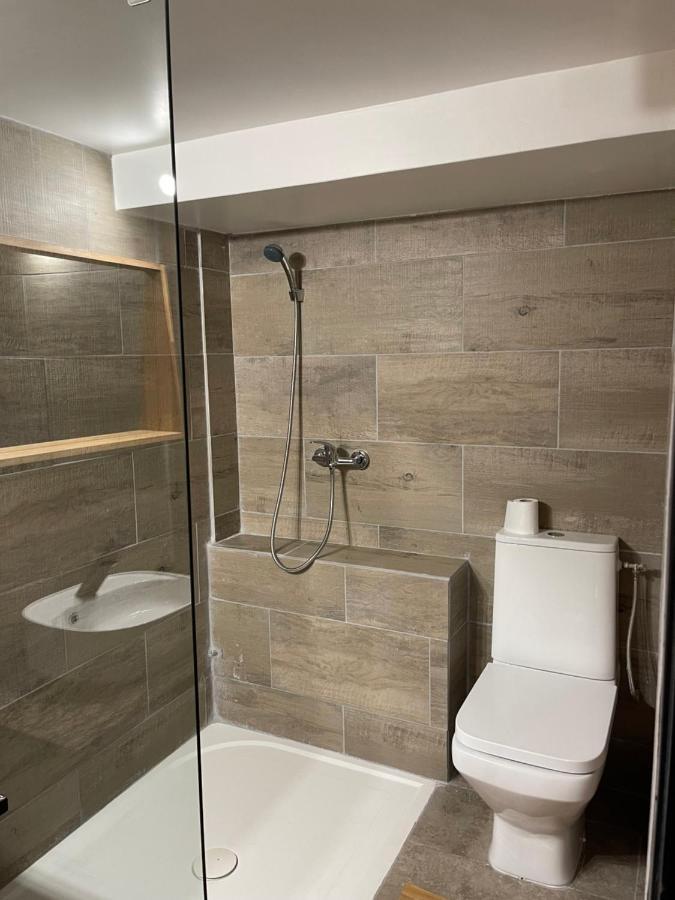 Les Flo Location Apartment Aigues-Mortes Ngoại thất bức ảnh