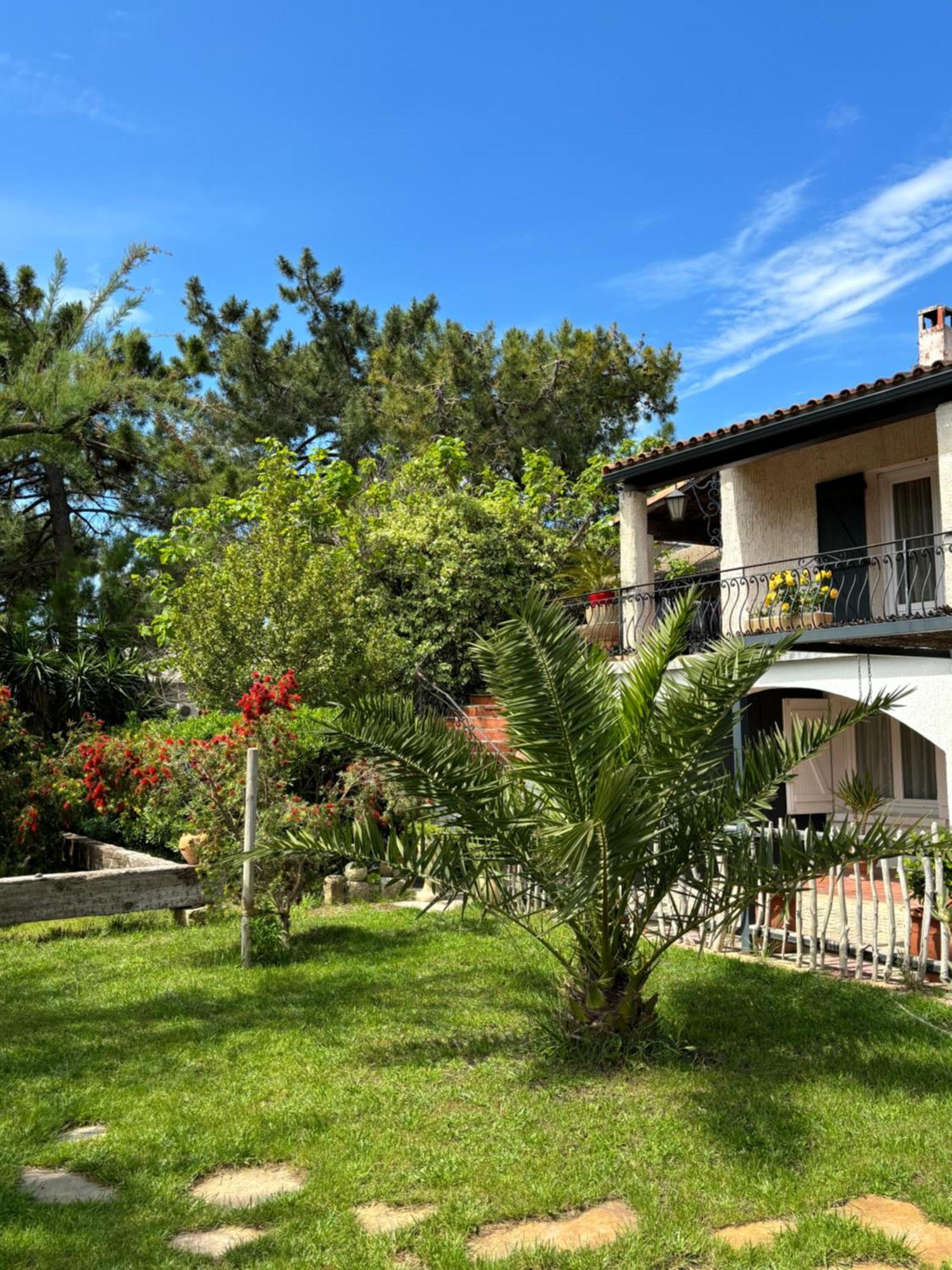 Les Flo Location Apartment Aigues-Mortes Ngoại thất bức ảnh